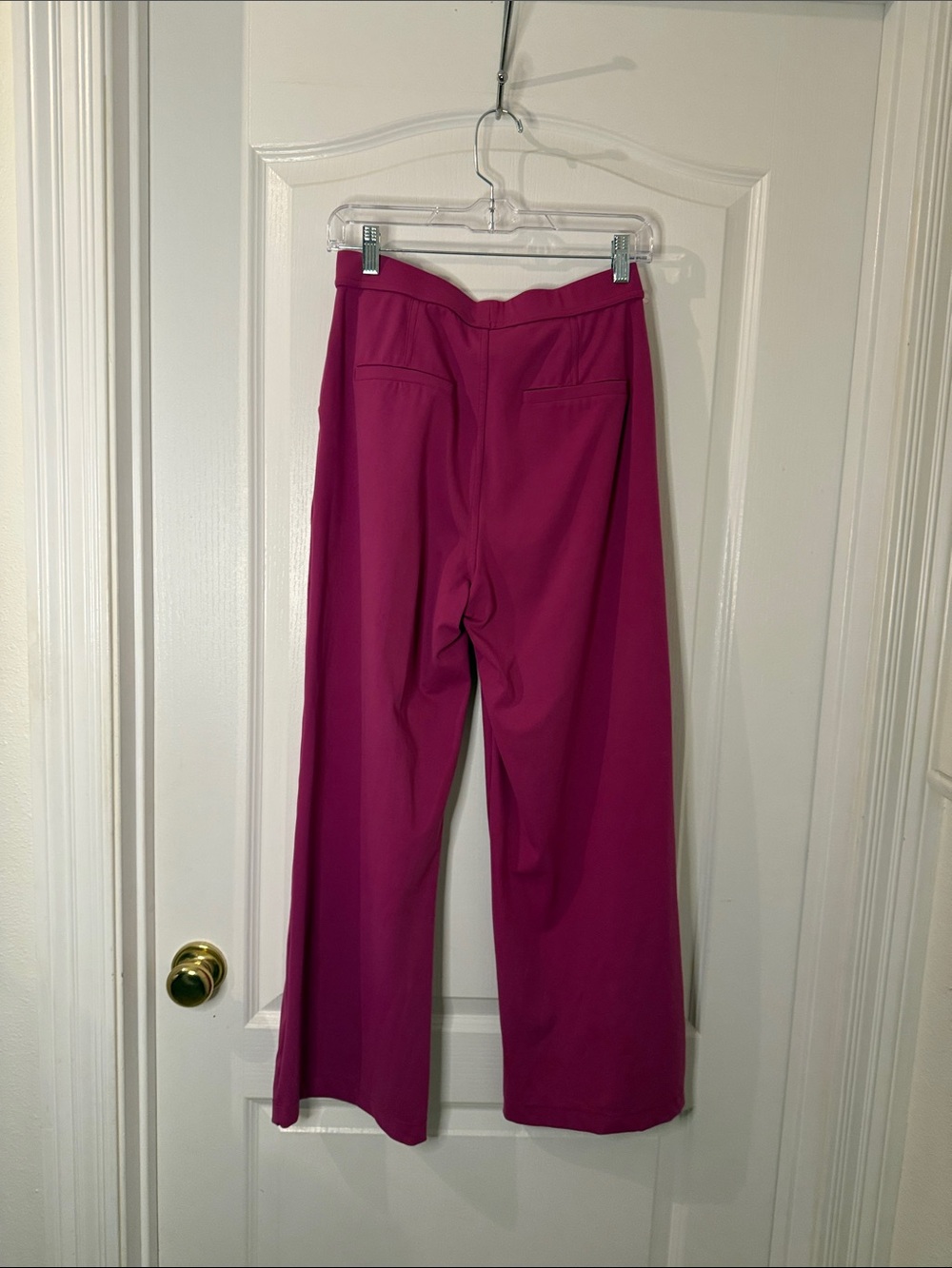Magenta - Picture 4 of 4